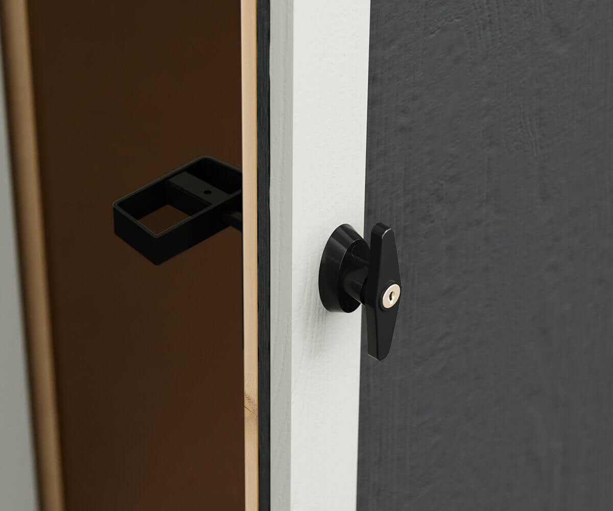 classic-deluxe-shed-door-handle-closeup